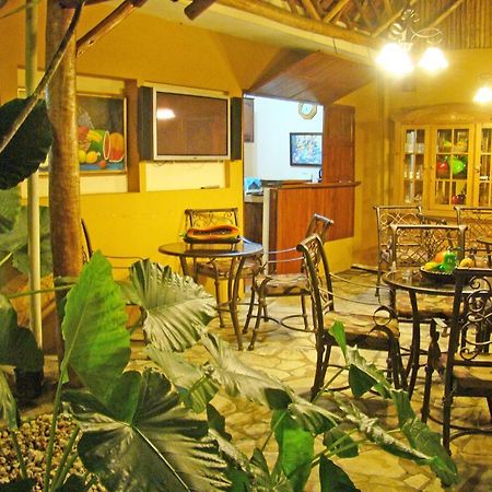 Hotel Colonnade Nicaragua Манагуа Экстерьер фото