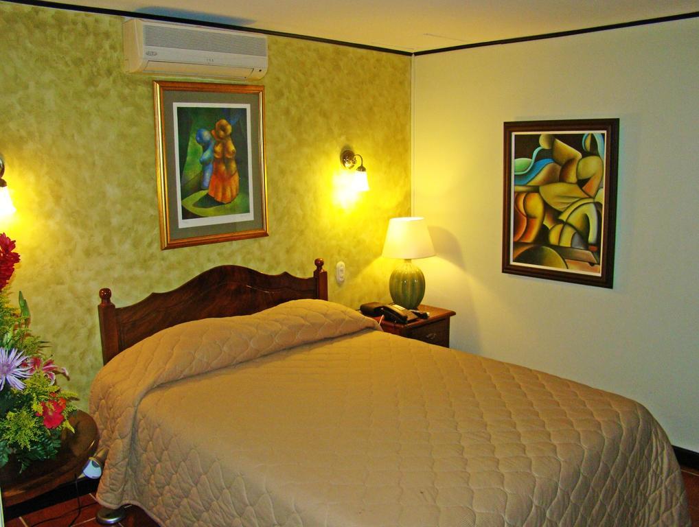 Hotel Colonnade Nicaragua Манагуа Номер фото
