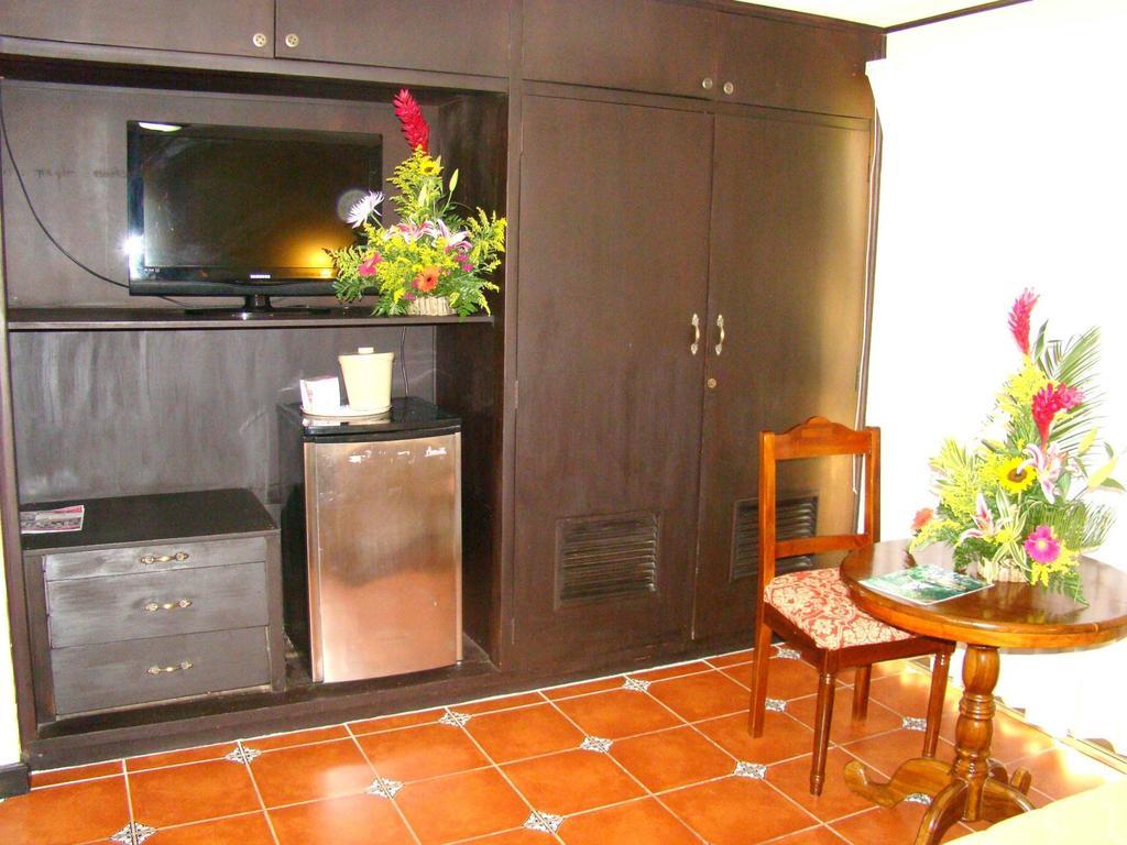 Hotel Colonnade Nicaragua Манагуа Номер фото