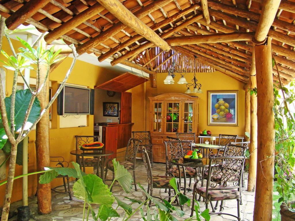Hotel Colonnade Nicaragua Манагуа Экстерьер фото