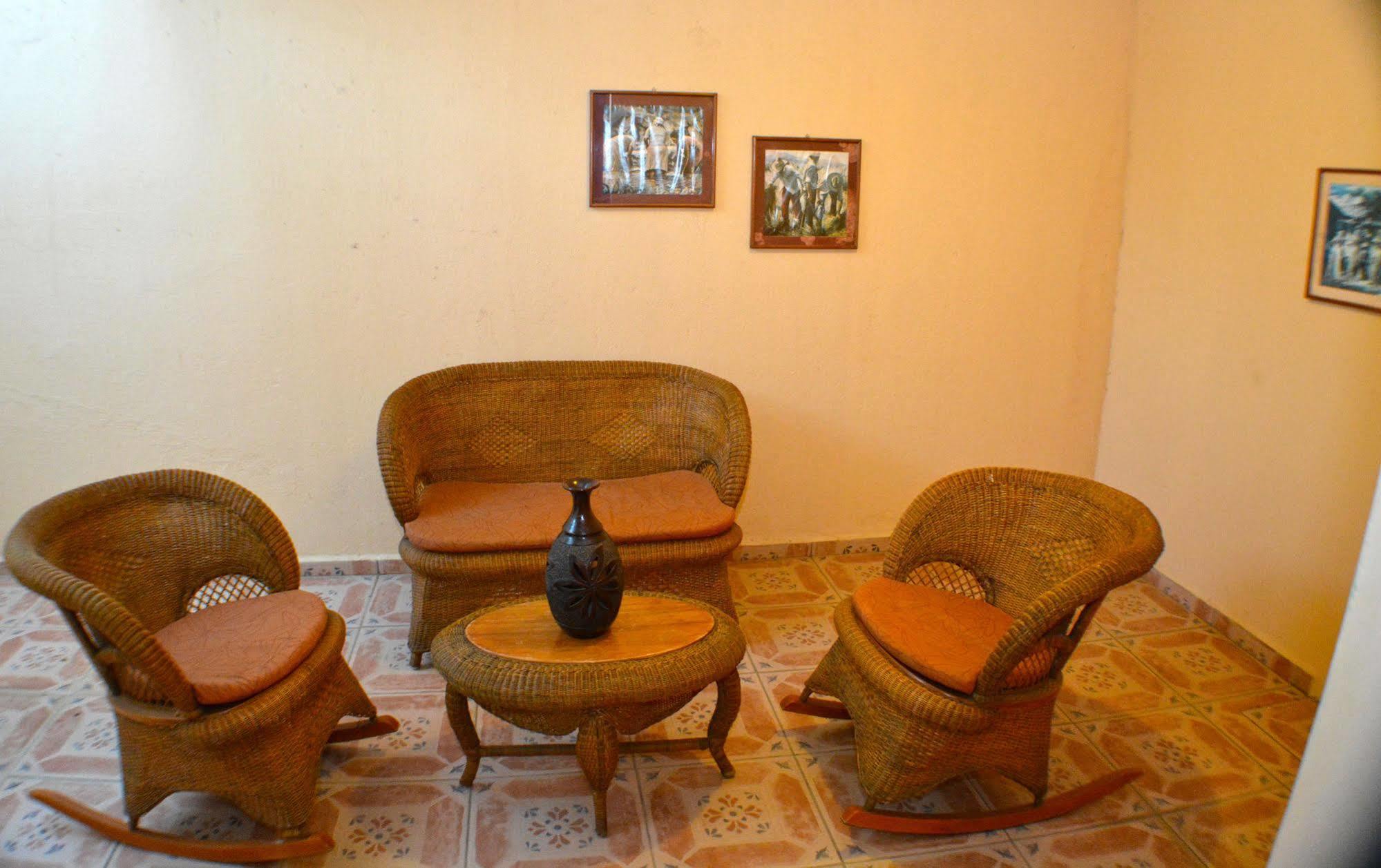 Hotel Colonnade Nicaragua Манагуа Экстерьер фото
