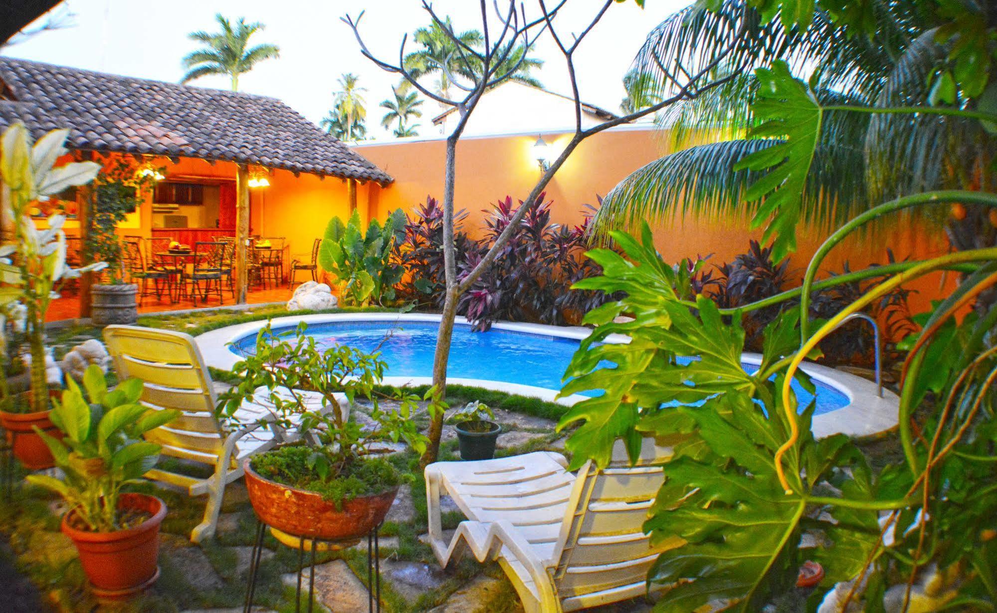 Hotel Colonnade Nicaragua Манагуа Экстерьер фото